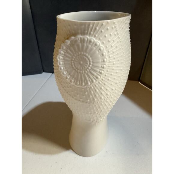 A K Kaiser vase white bisque pearl details Martin Frey design W Germany VTG - Picture 4 of 4